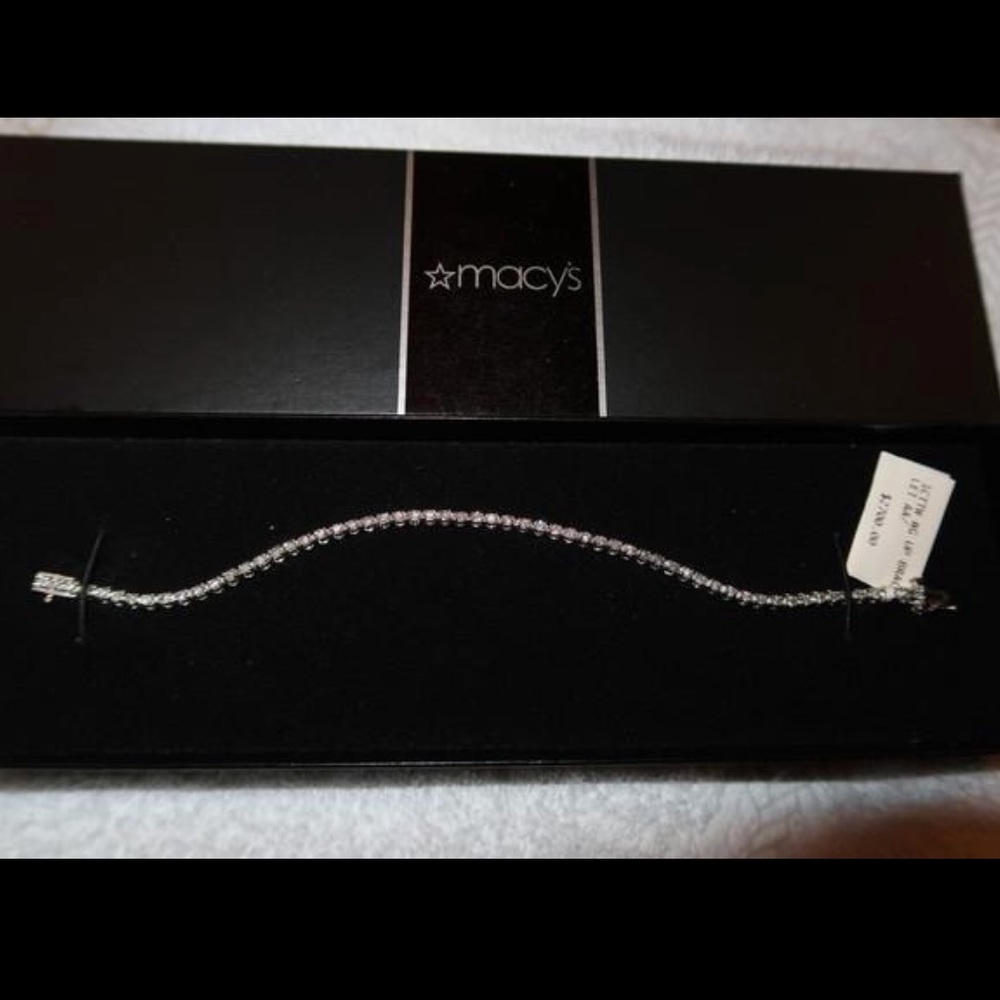 Diamond bracelet